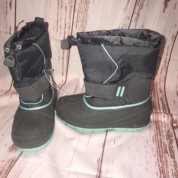 Cat & Jack Other - Cat & Jack size 4 girls winter boots-New